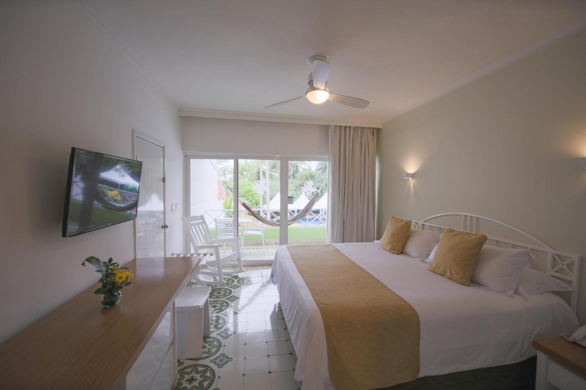 Hotel Americas Casa De Playa Cartagena