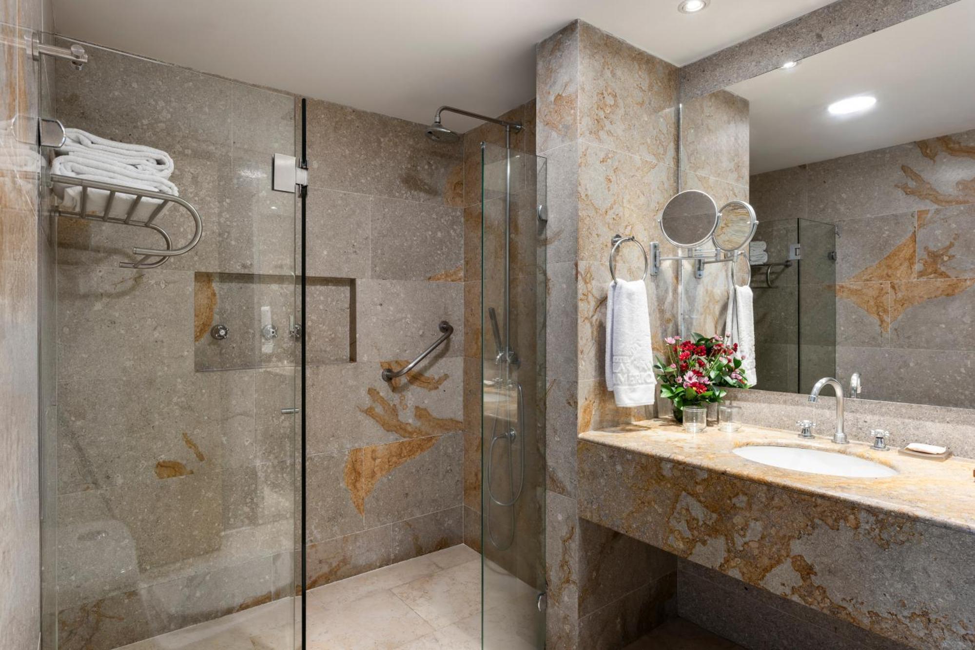 Hotel Americas Casa De Playa 5*