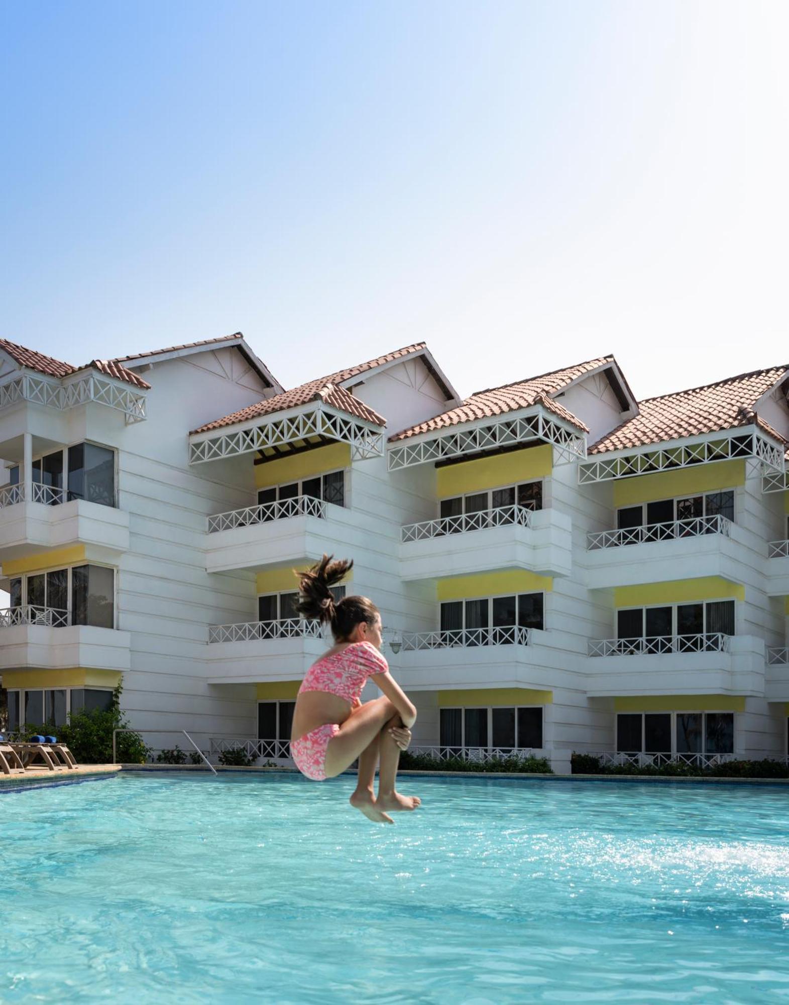 Americas Casa De Playa Hotel