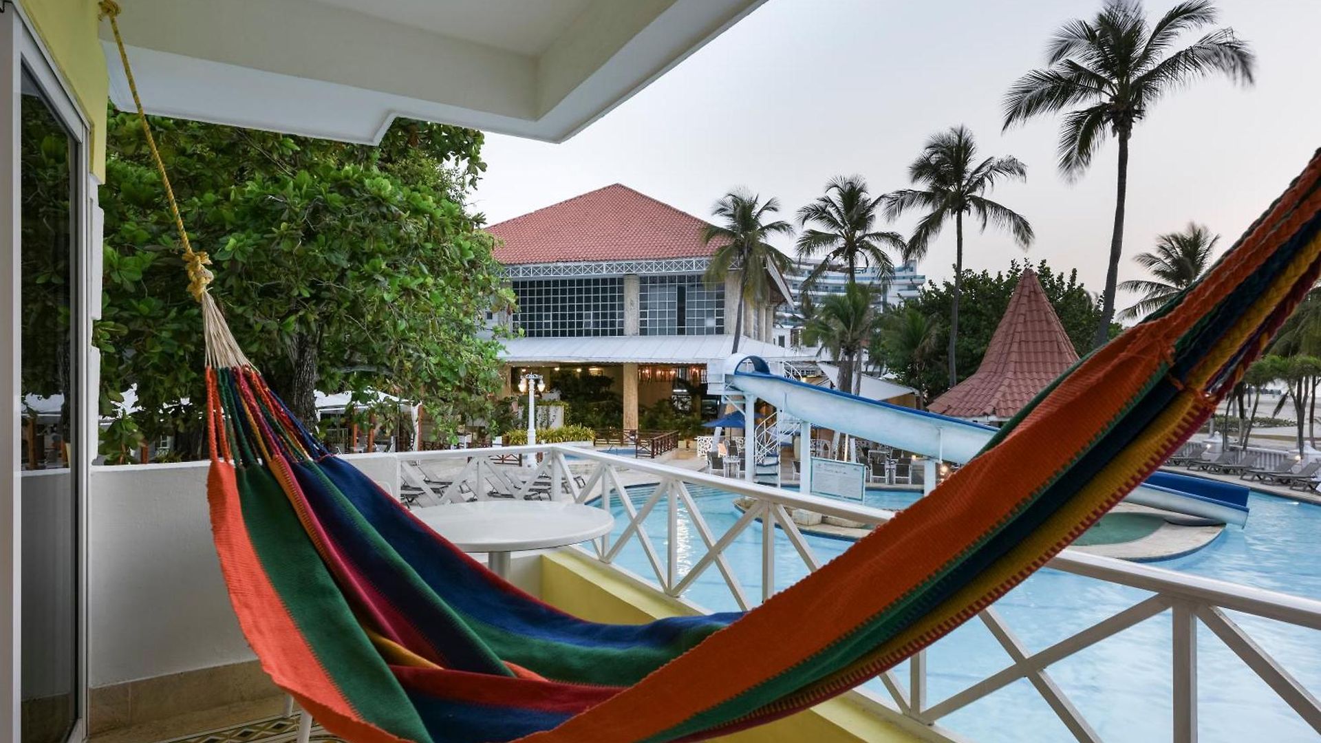 Americas Casa De Playa Cartagena