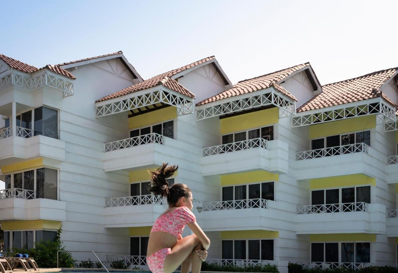 Americas Casa De Playa Hotel