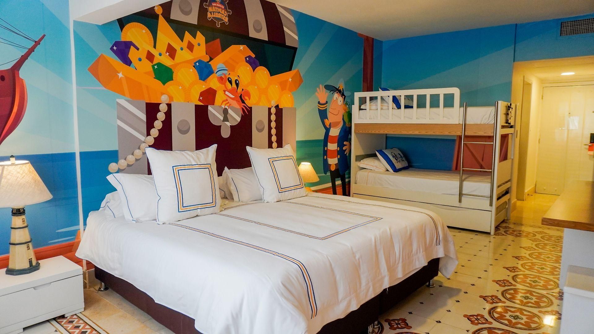 Americas Casa De Playa Hotel 5*