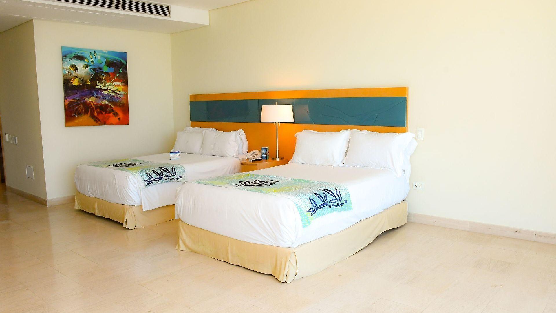 Americas Casa De Playa Hotel