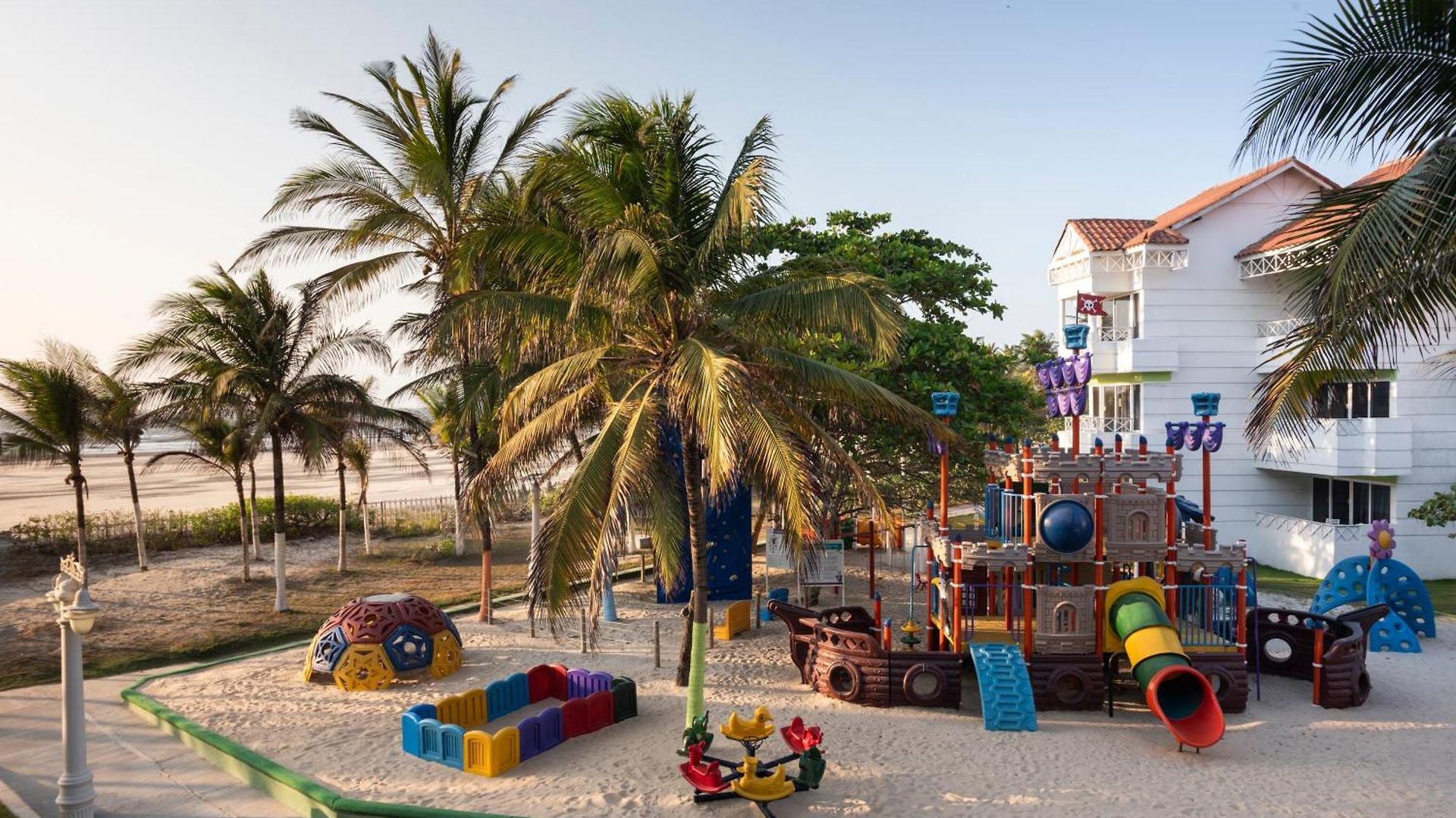Americas Casa De Playa